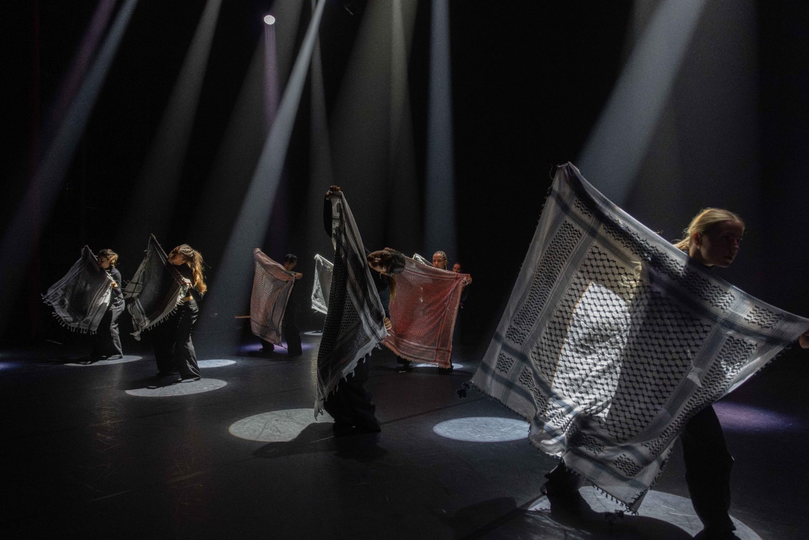 Rejoindre le Cercle des Danseurs Disparus